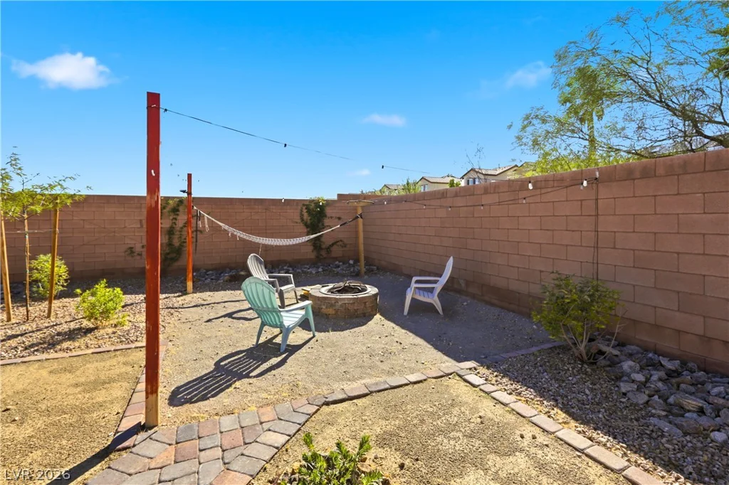 7453 Santo Domingo, Las Vegas, NV 89178