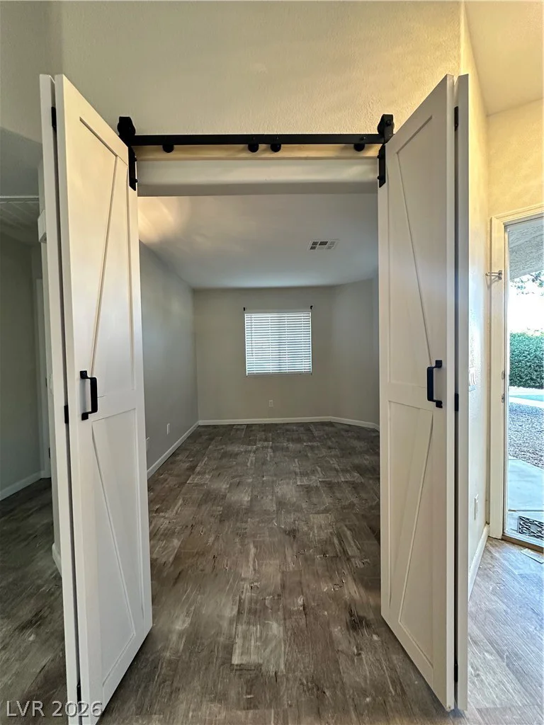 8001 Hesperides, Las Vegas, NV 89131