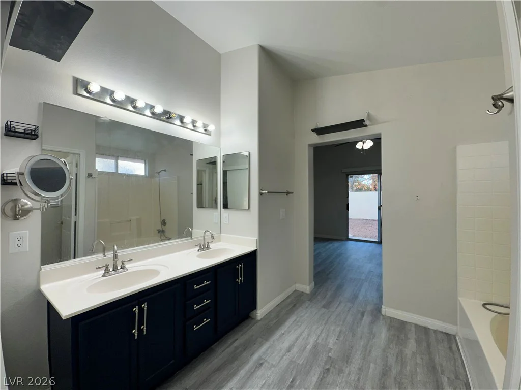 8001 Hesperides, Las Vegas, NV 89131