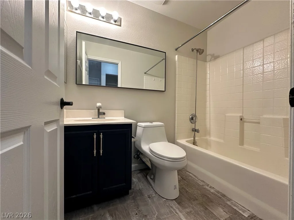 8001 Hesperides, Las Vegas, NV 89131