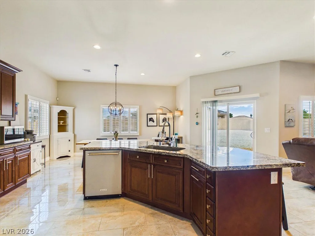 6651 Raintree, Pahrump, NV 89061