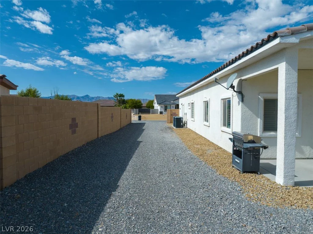 6651 Raintree, Pahrump, NV 89061