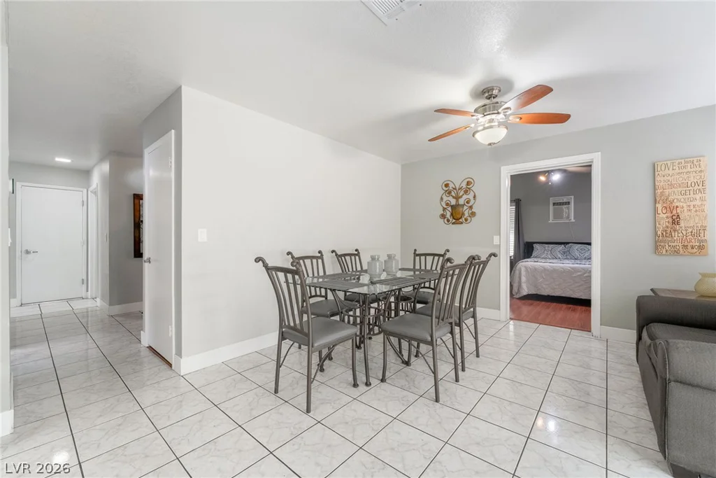 4779 Yorkfield, Las Vegas, NV 89147