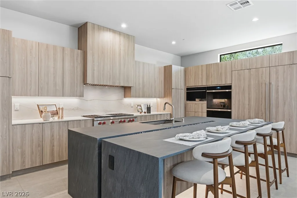 3510 Cosima, Las Vegas, NV 89120