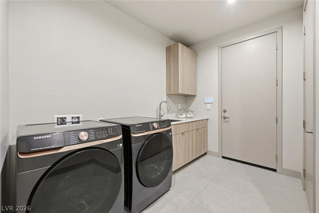 3510 Cosima, Las Vegas, NV 89120