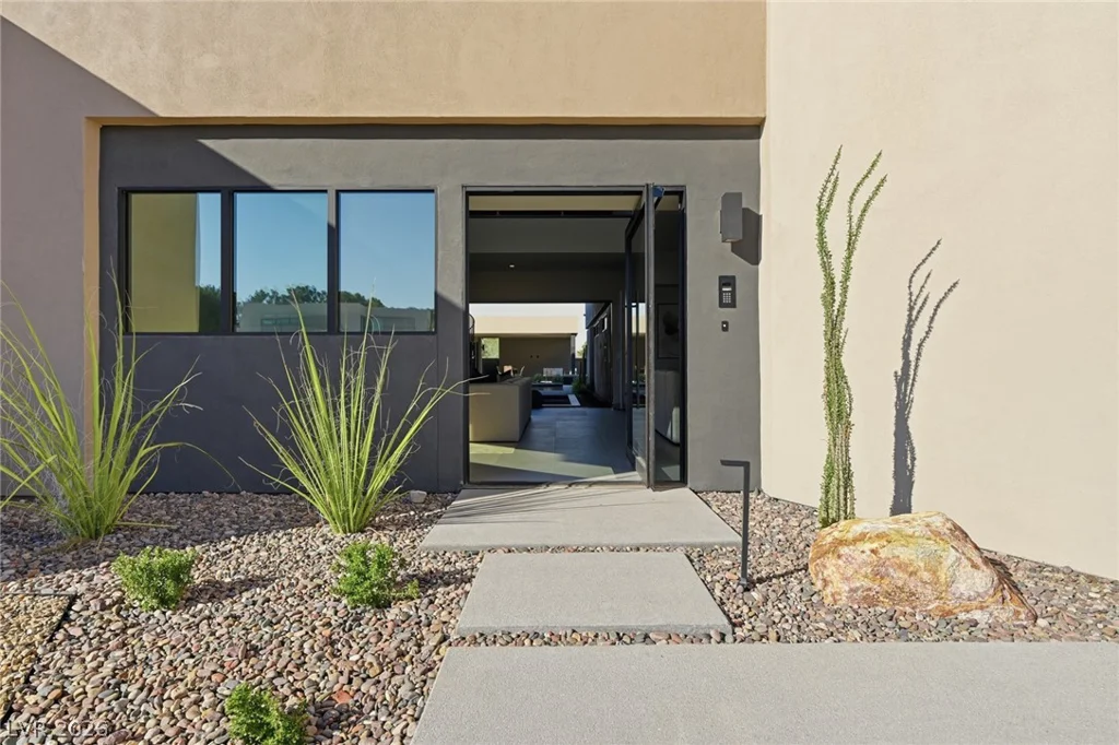3510 Cosima, Las Vegas, NV 89120
