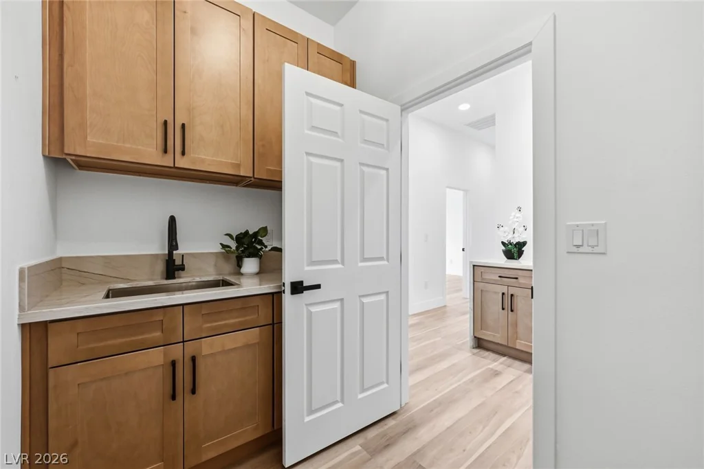 65 Twilight Rose, Las Vegas, NV 89138