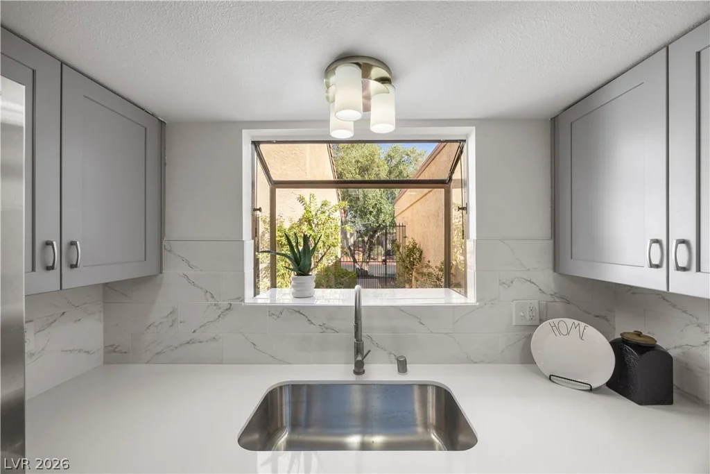 1863 Camino Verde, Las Vegas, NV 89119