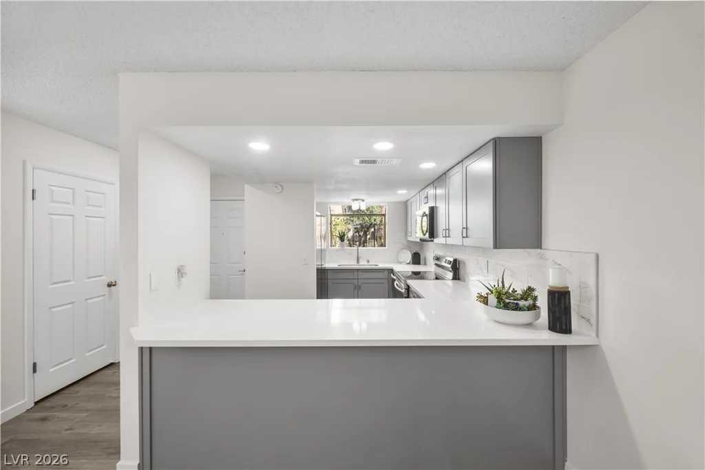 1863 Camino Verde, Las Vegas, NV 89119