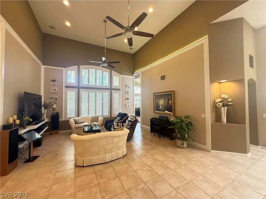 10008 Laurel Springs, Las Vegas, NV 89134