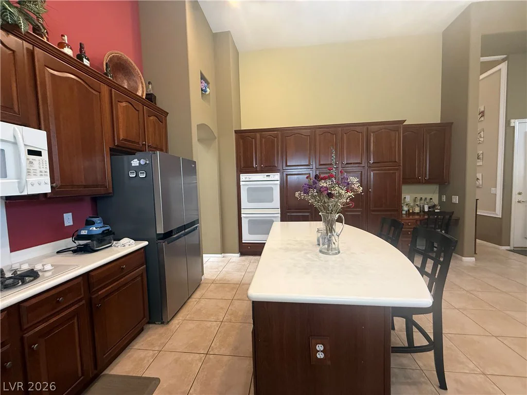 10008 Laurel Springs, Las Vegas, NV 89134