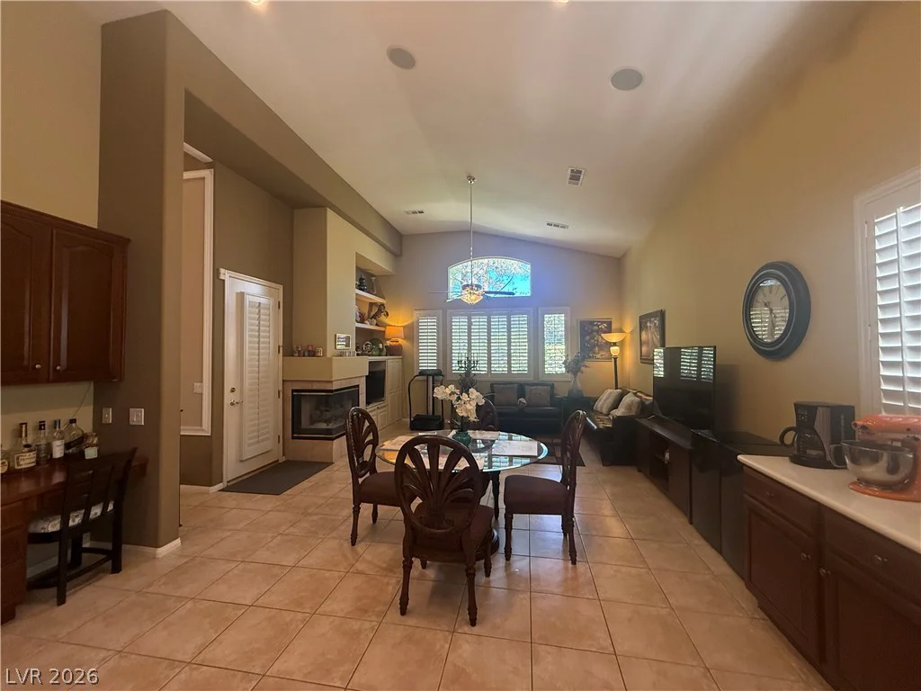 10008 Laurel Springs, Las Vegas, NV 89134