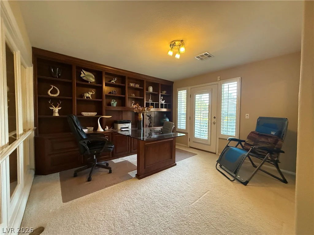10008 Laurel Springs, Las Vegas, NV 89134