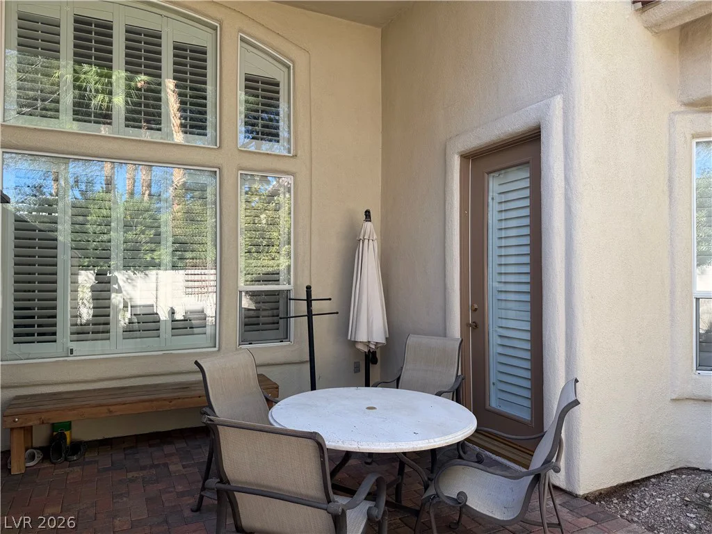 10008 Laurel Springs, Las Vegas, NV 89134