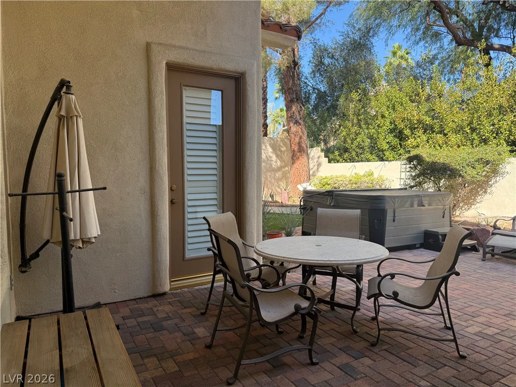 10008 Laurel Springs, Las Vegas, NV 89134