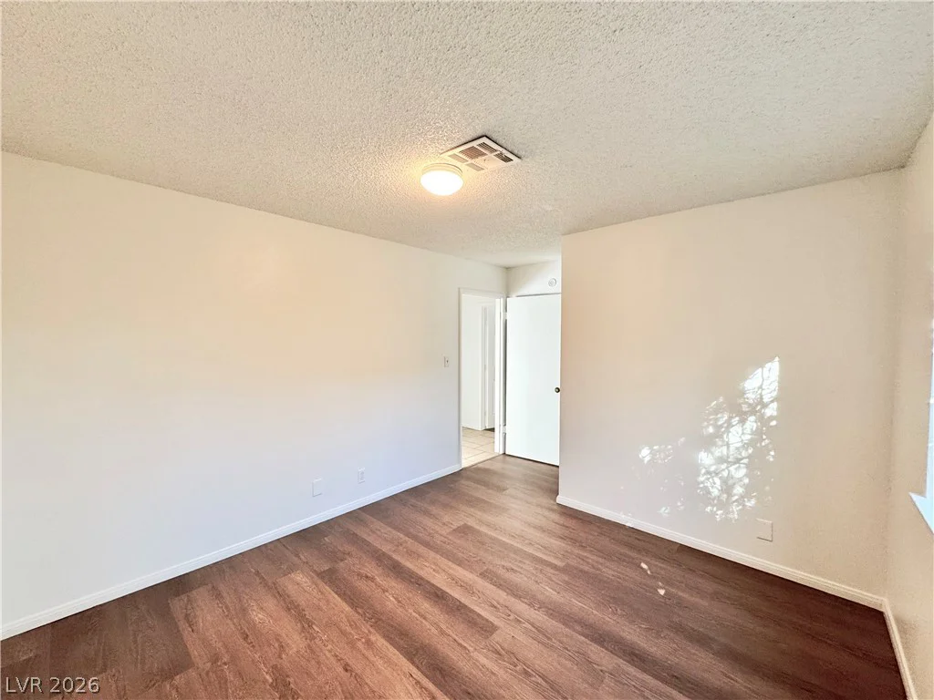4064 Spitze, Las Vegas, NV 89103
