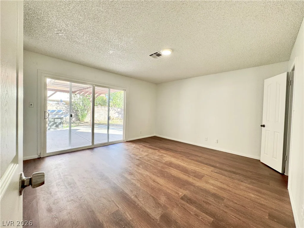 4064 Spitze, Las Vegas, NV 89103