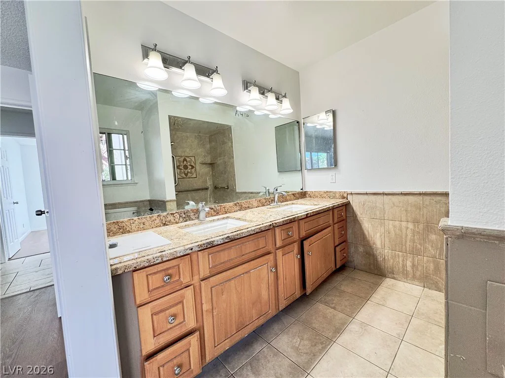4064 Spitze, Las Vegas, NV 89103
