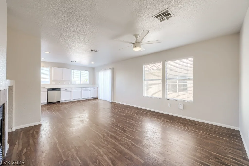 7940 Willow Pines, Las Vegas, NV 89143