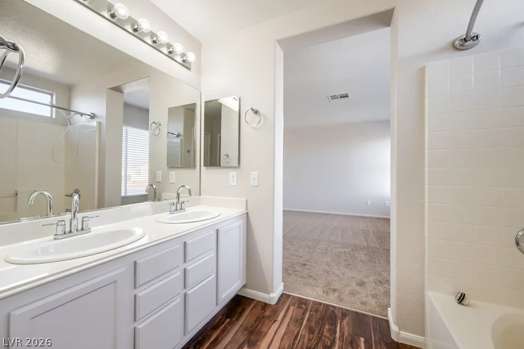 7940 Willow Pines, Las Vegas, NV 89143