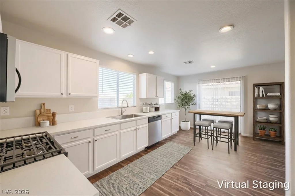 7940 Willow Pines, Las Vegas, NV 89143