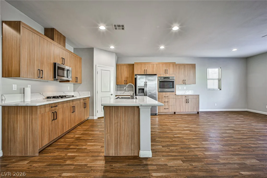 8508 Helvetia, Las Vegas, NV 89113