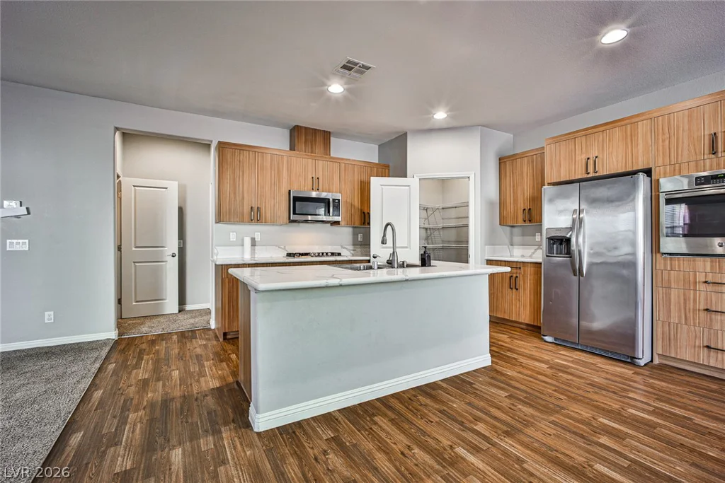 8508 Helvetia, Las Vegas, NV 89113