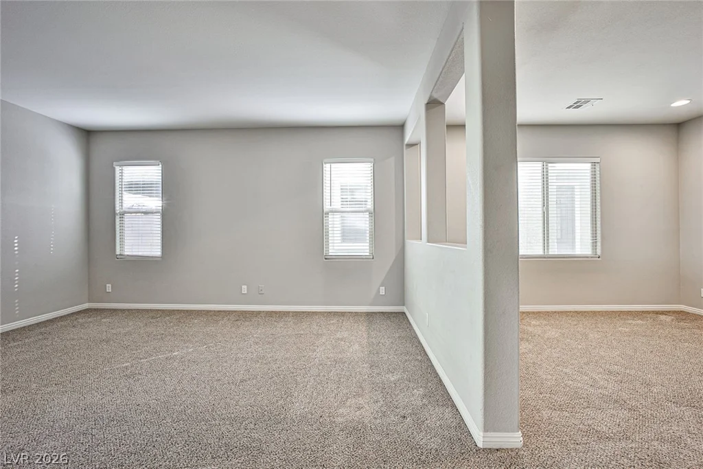8508 Helvetia, Las Vegas, NV 89113