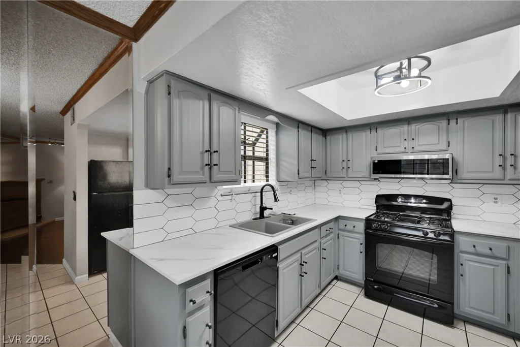 5075 Eldora, Las Vegas, NV 89146