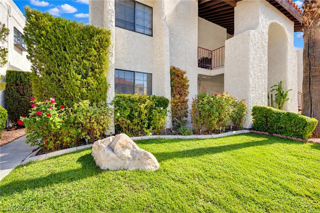 5075 Eldora, Las Vegas, NV 89146