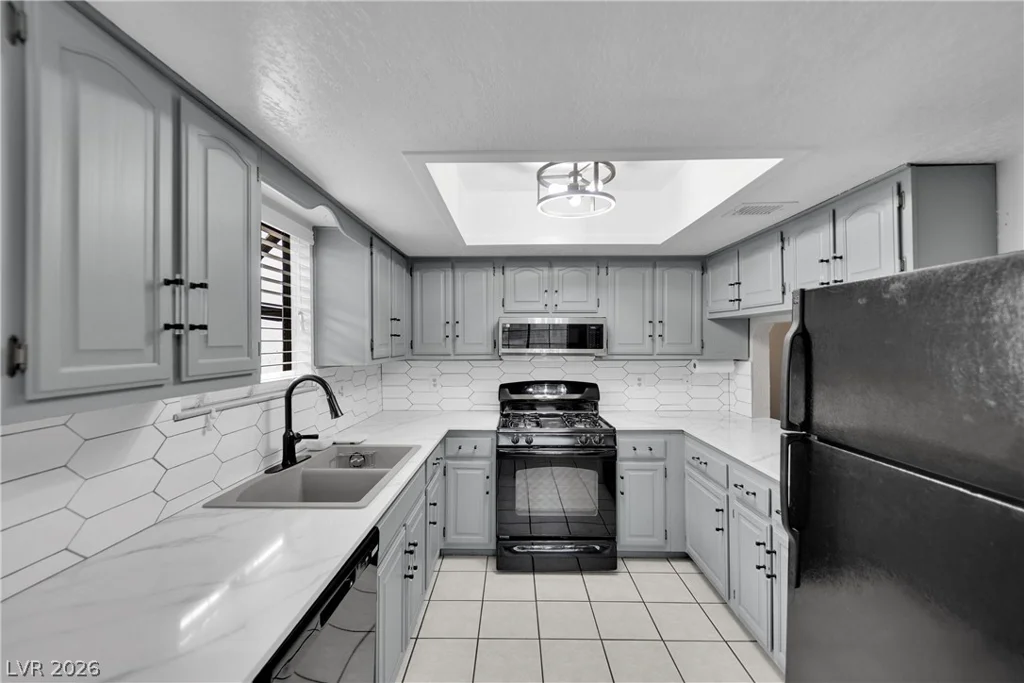 5075 Eldora, Las Vegas, NV 89146