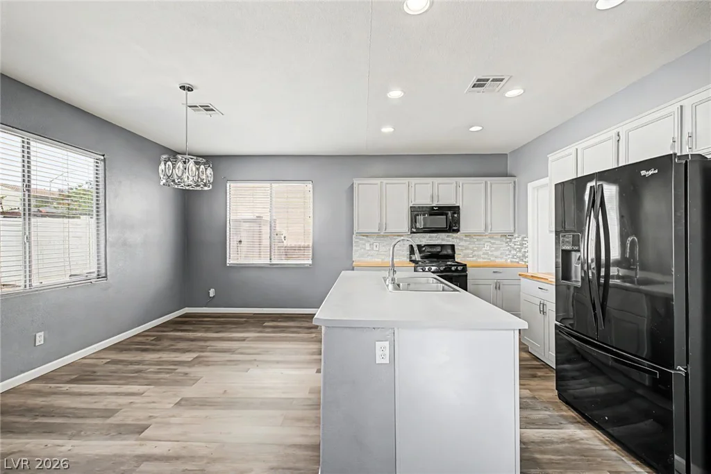 6725 Petrified Forest, North Las Vegas, NV 89084