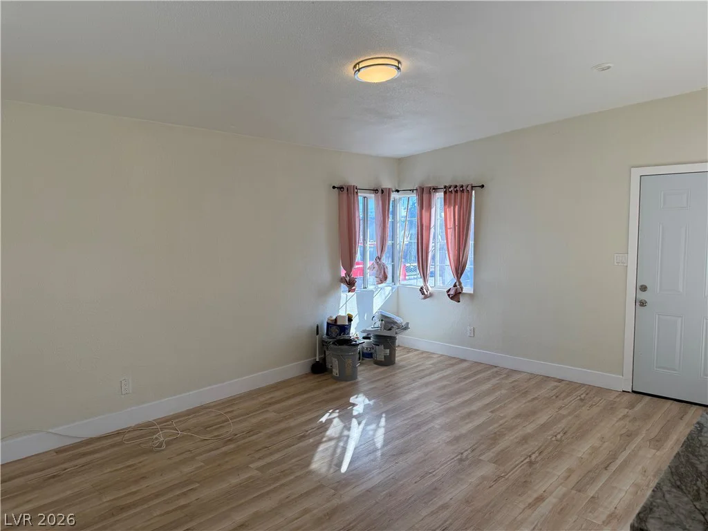 209 Stanford, Las Vegas, NV 89107