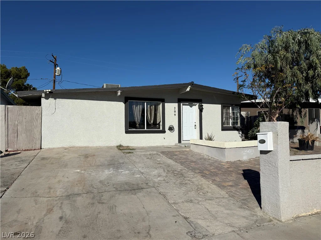 209 Stanford, Las Vegas, NV 89107
