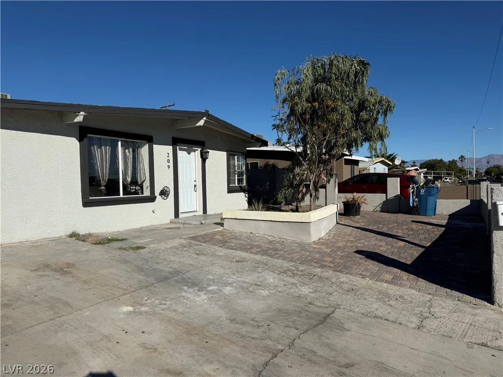 209 Stanford, Las Vegas, NV 89107