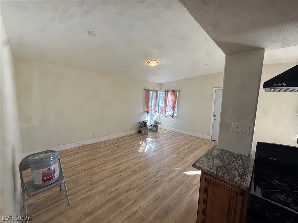 209 Stanford, Las Vegas, NV 89107