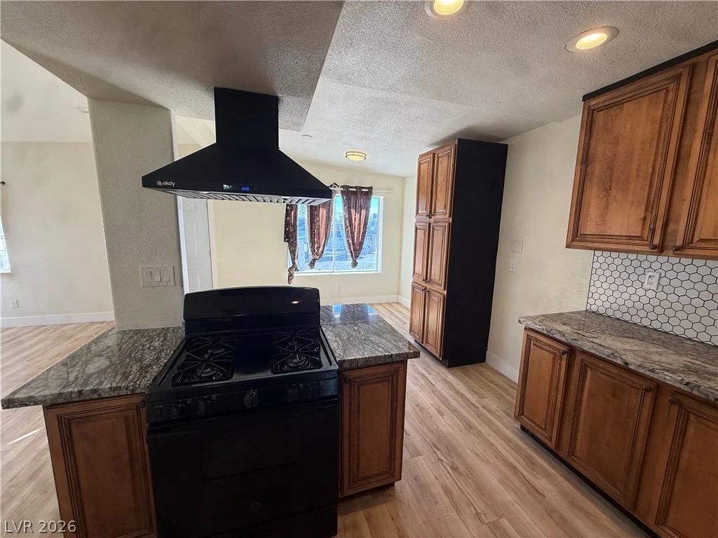209 Stanford, Las Vegas, NV 89107