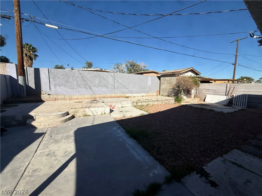209 Stanford, Las Vegas, NV 89107