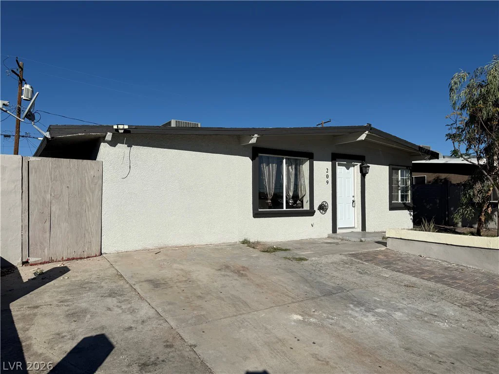 209 Stanford, Las Vegas, NV 89107