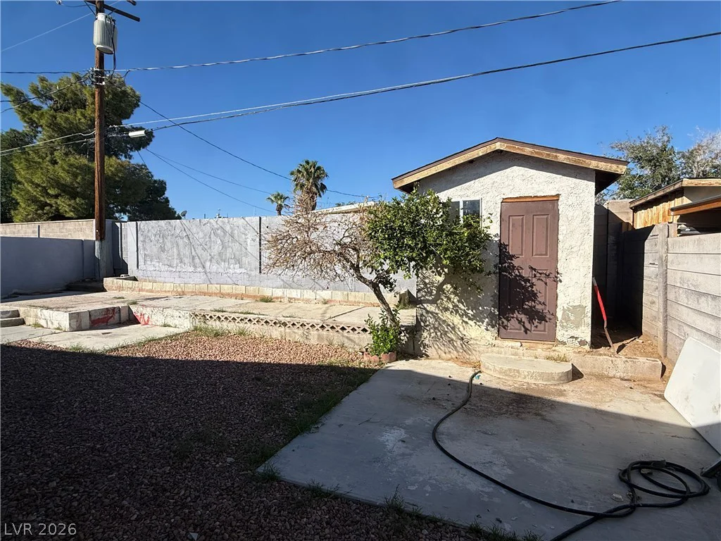 209 Stanford, Las Vegas, NV 89107