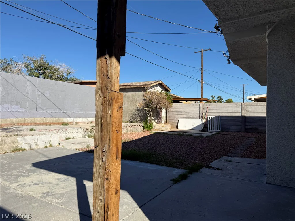 209 Stanford, Las Vegas, NV 89107