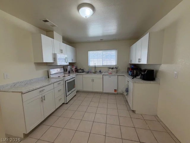 212 Bradshaw, Las Vegas, NV 89145
