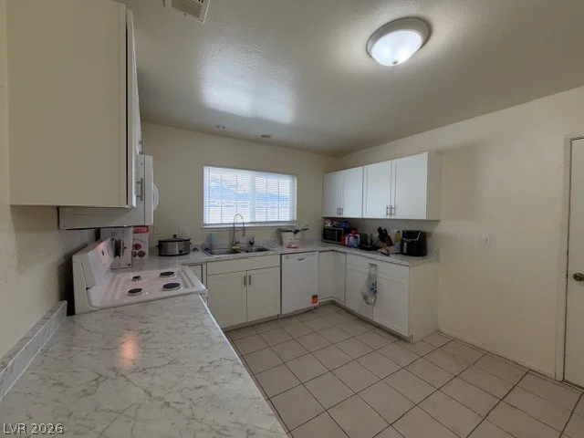 212 Bradshaw, Las Vegas, NV 89145