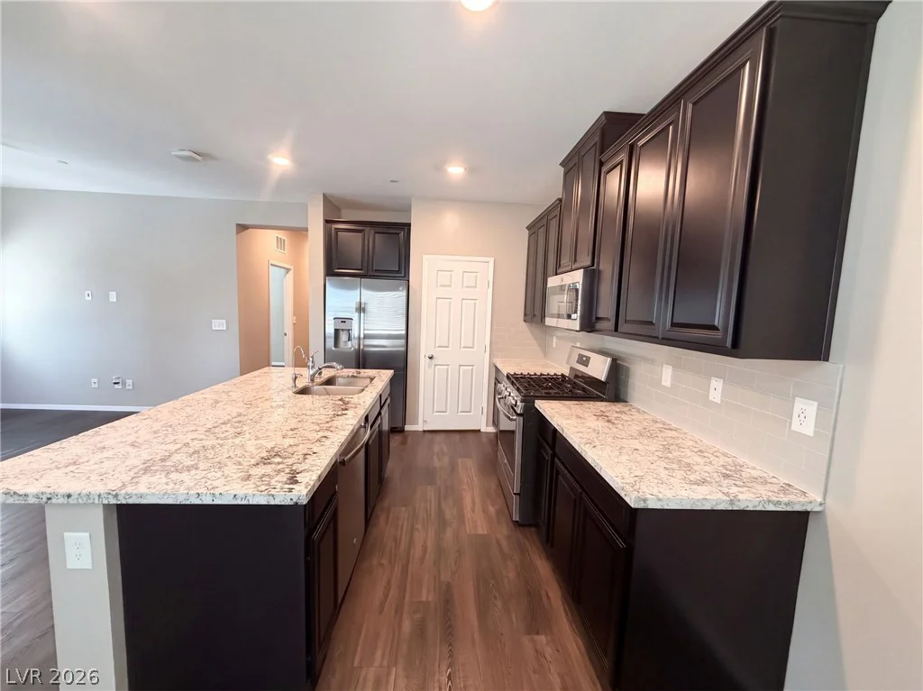 813 Clouded Valley, North Las Vegas, NV 89086