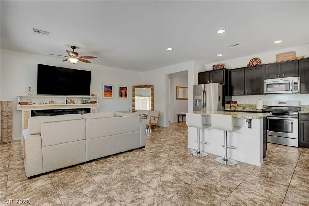 7165 Summer Air, Las Vegas, NV 89179