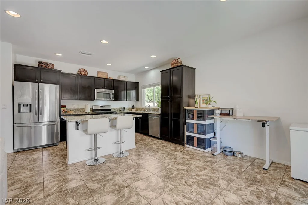 7165 Summer Air, Las Vegas, NV 89179