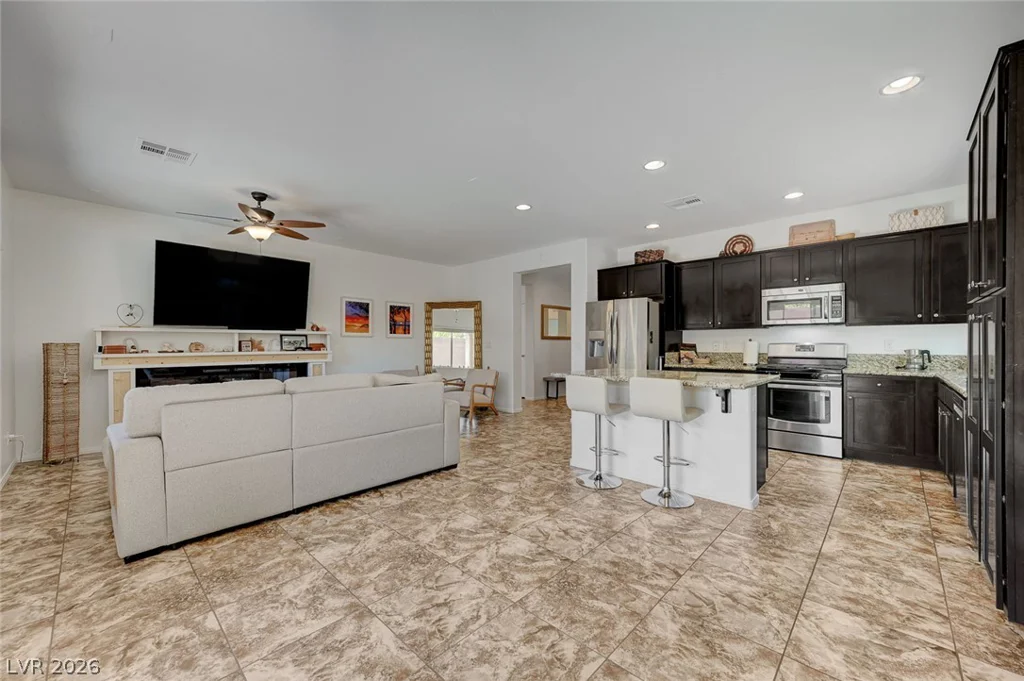 7165 Summer Air, Las Vegas, NV 89179