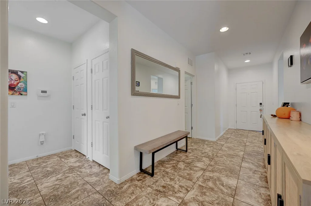 7165 Summer Air, Las Vegas, NV 89179