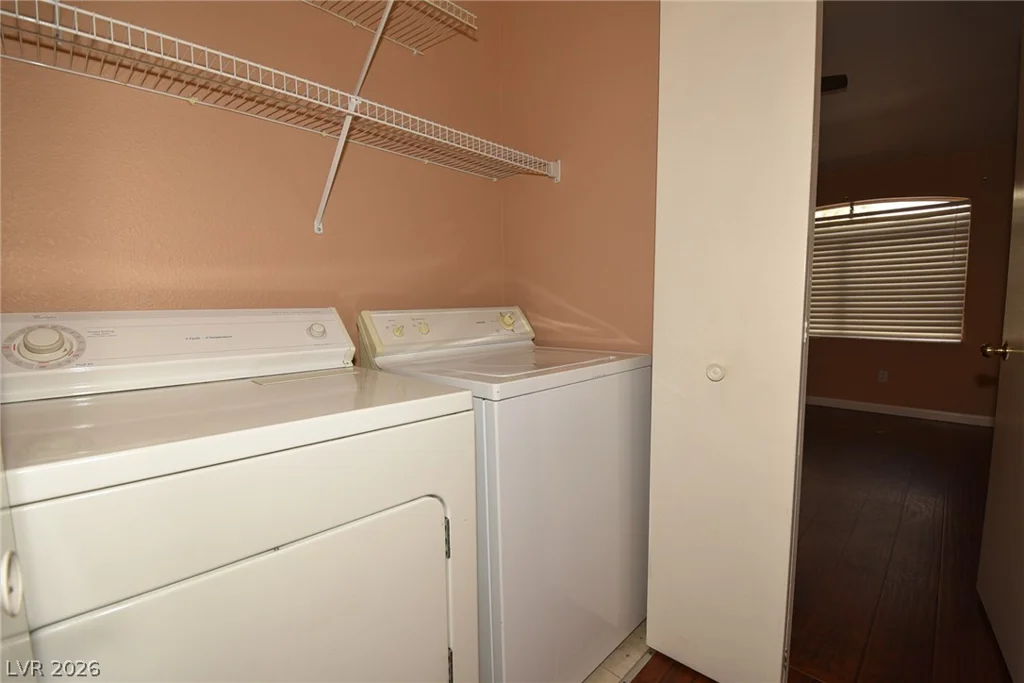 5415 Harmon, Las Vegas, NV 89103