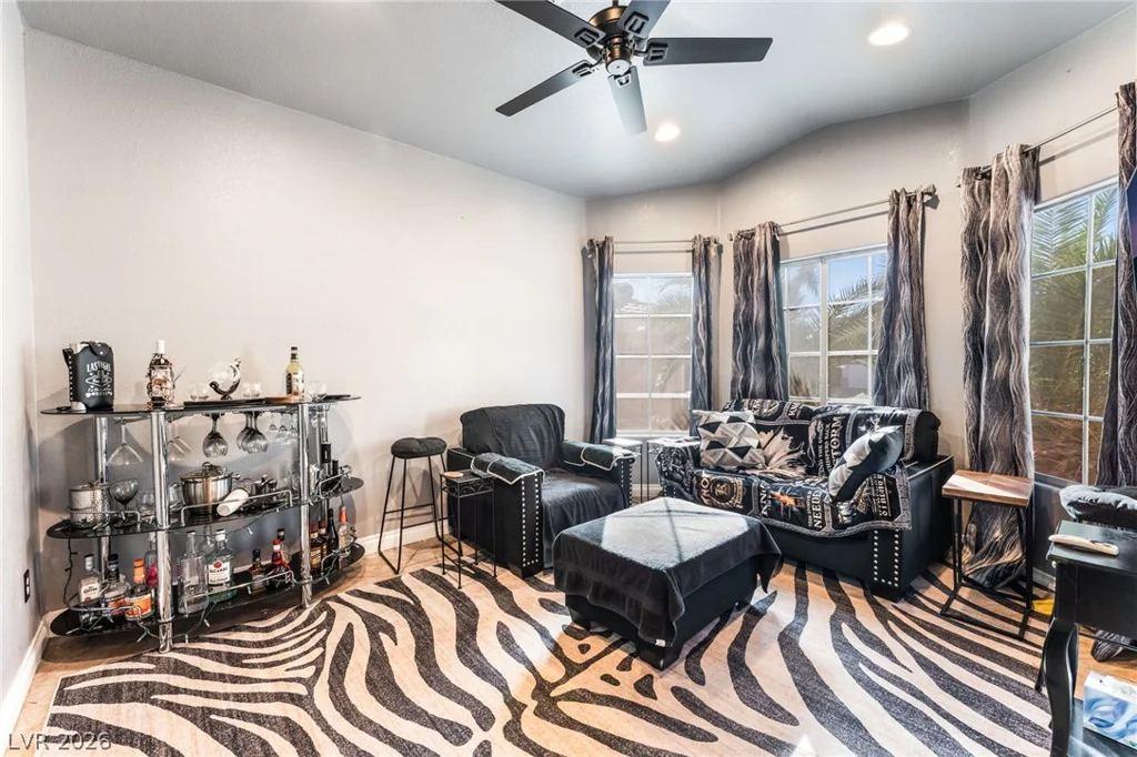 5908 Buena Tierra, North Las Vegas, NV 89031